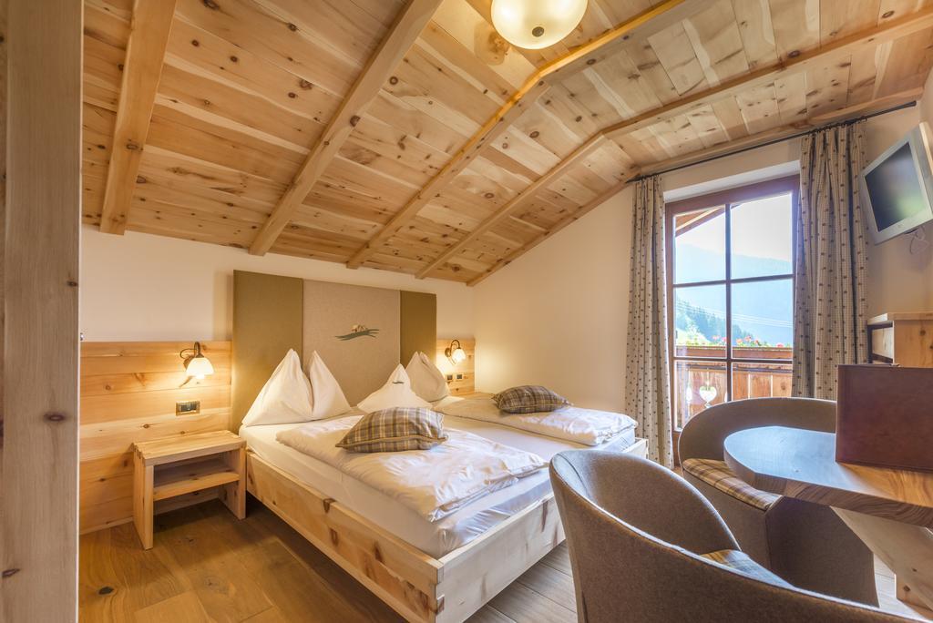 Hotel Kompatscherhof Luson Ngoại thất bức ảnh
